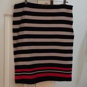 Ladies knit skirt